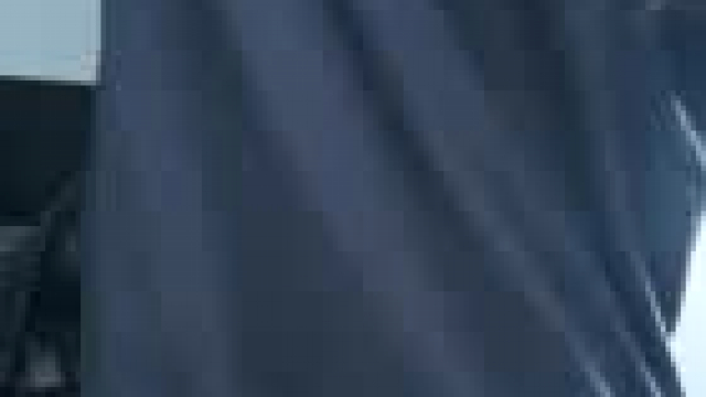 I hope I catch some older guys attention today (OC) sandy