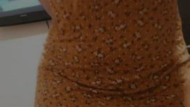 Raise your hand if you love sundress season