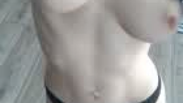 Me in the mirror :D And my feet with long toes!