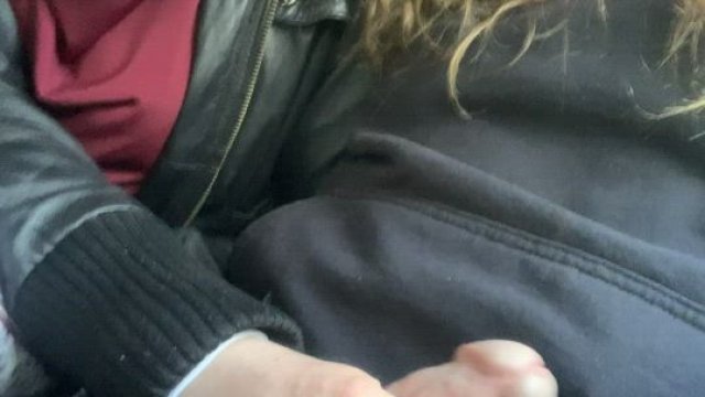 I always make sure to tip my Uber drivers ~very~ well (OC) [GIF]