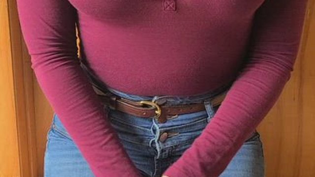 everyone used to tease me in middle school for having no boobs, not they want to