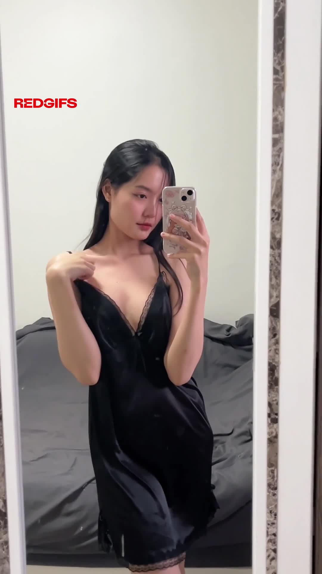 i really hope daddy doesnt find out im posting this...