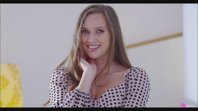 Stacy Cruz - Stunning Stacy