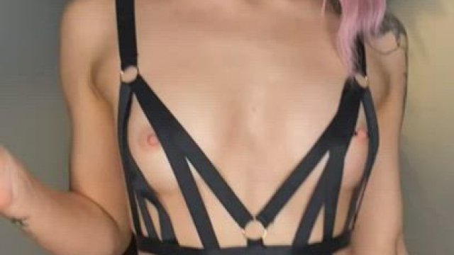 do you like a kinky alt girl?