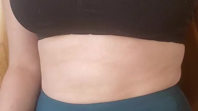 what's under my yoga outfit ;) 18f