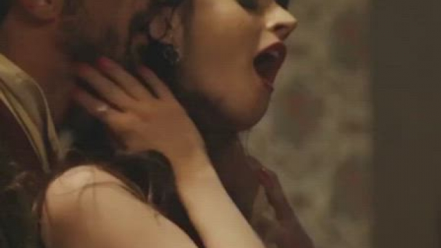 Brunna Martins - Grabbing the plot in 'Hard' S1E3