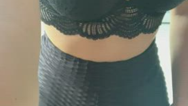 Wanna use my ass as a pillow? F 18