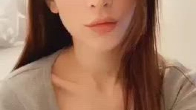 With A Body Like That Who Needs A Clever Tittle