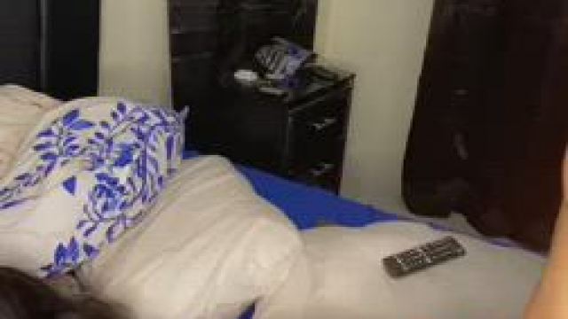 I like it fast and getting spank