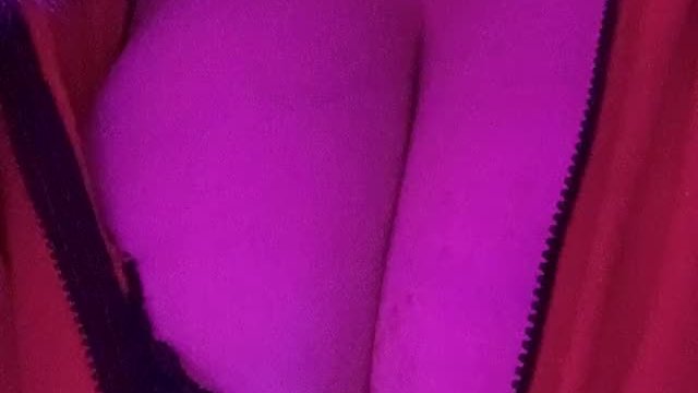 Santa brought you a red head with 38DDD’s this year ??