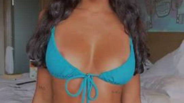 I love teenie bikinis