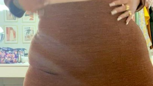 I keep forgetting this sub exists! Here's my thick body