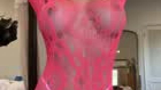 is this dress too see thru?