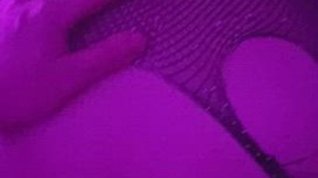 Love when sugar daddy tummy hits my ass