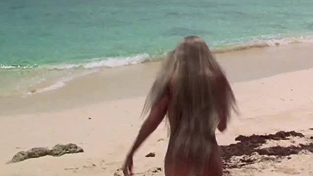 Daryl Hannah sexy plot in Splash