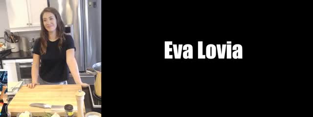 Eva Lovia 5