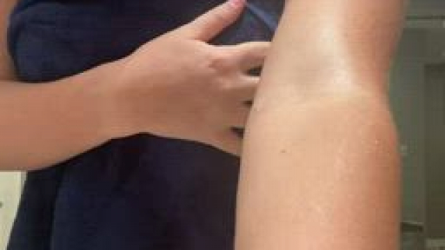 Pretty Drop Tit Towel