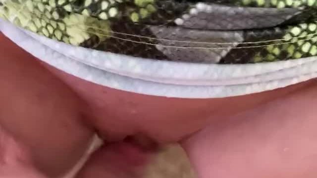 [FM] Love when a cock slaps my pussy and makes me squirt!