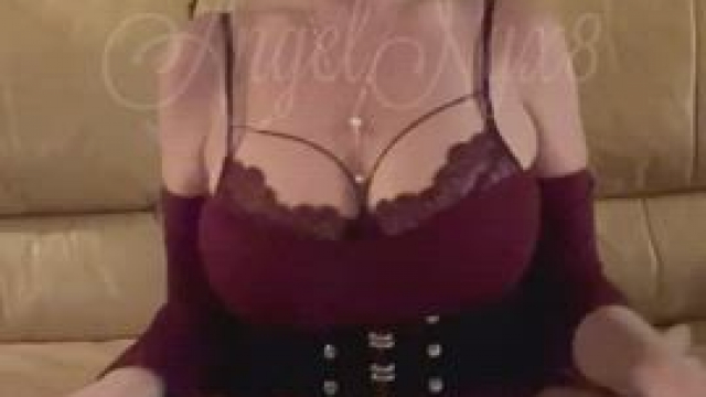 Do you like my dress