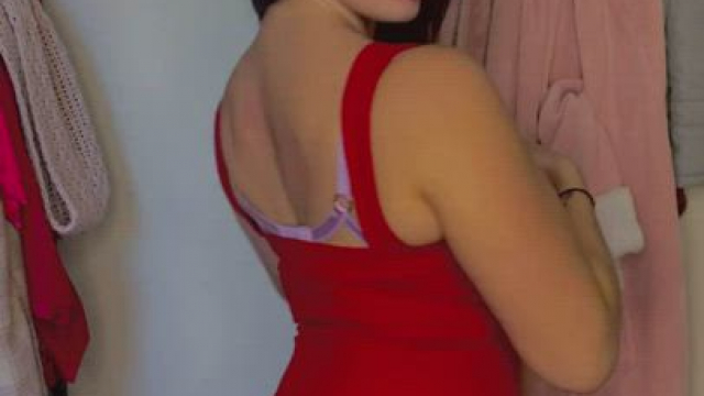 Do you like fit girls that are also on their bulky season?