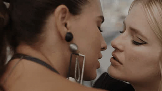 Camille Razat and Melia Kreiling