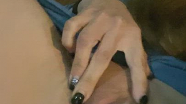 The sign says no smoking no one said I couldn't play with my pussy [GIF]