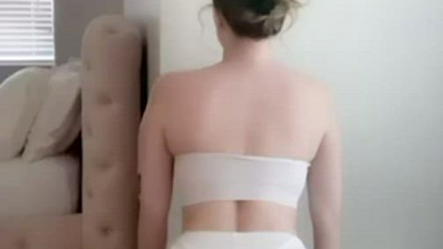 He wanna hit from the back cause I’m thick