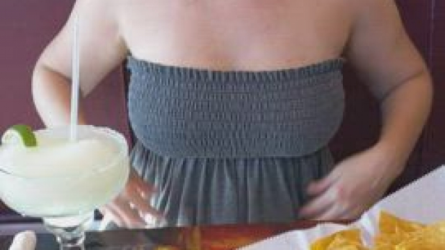 Who likes a dinner and a show