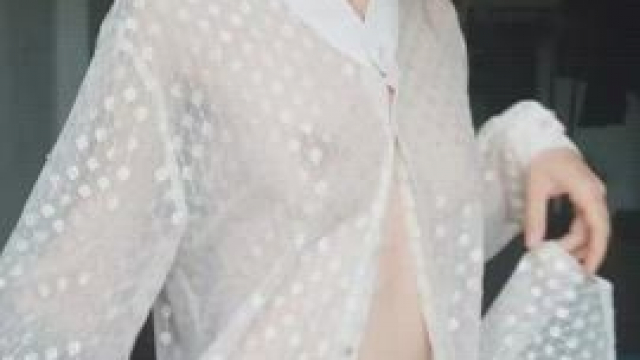 kiss me and i will make you happy