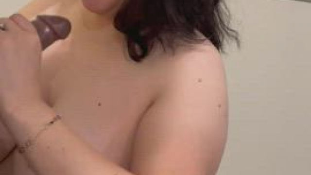 I really love pleasuring big cocks, you can see how much fun I had passionately 