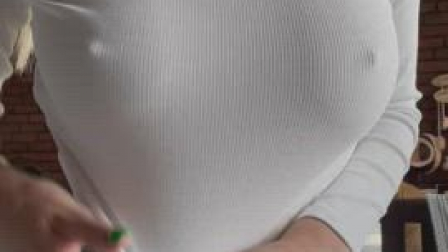 Fluffy and bouncy girls