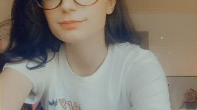 When ur cuty nerdy coworker accidentally snaps you this