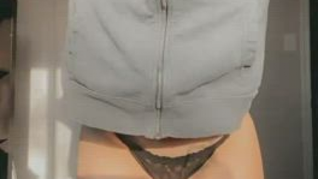 [F40] I ran out of cream, do you have any for your neighbor?