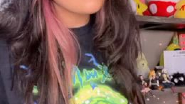 Anyone want to volunteer to fuck me raw?