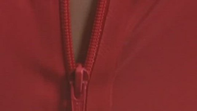 Paulina porizkova in Thursday(1998)