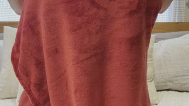 Did my blanket do a good job of hiding my titties?