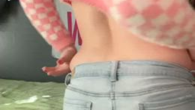 Heheh I missed the cam (;