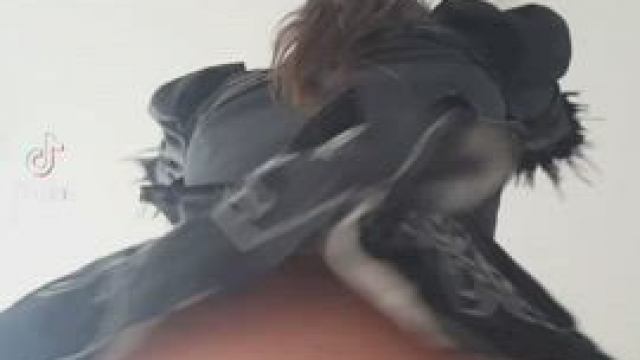 Sexy ass shaking upskirt trend