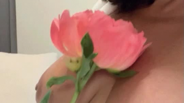 Any men who like hairy pussy?50f