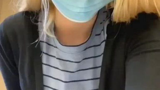 Any blonde lovers out there? Badly need to know who she is.