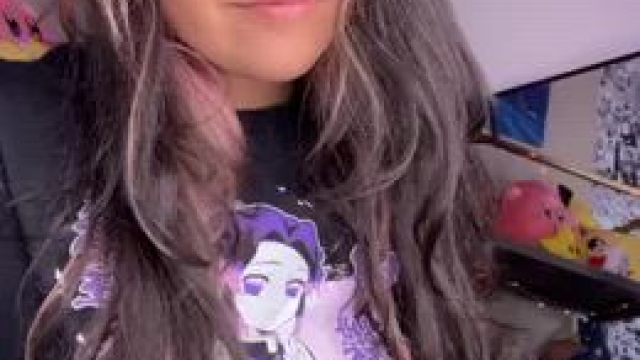 Would you mind letting me be your girlfriend ?