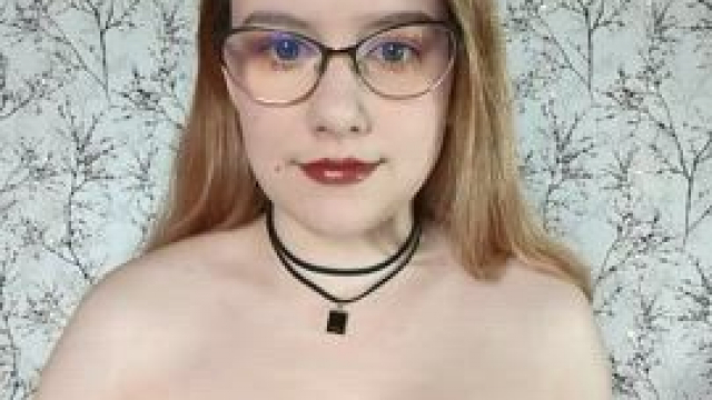 Big H cup reveal in my black corset :3