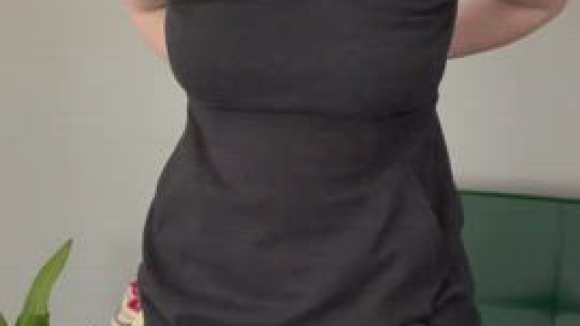 Wanna get naughty with mommy?