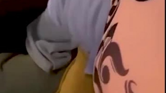 These videos of Billie Eilish slapping her boobs proved to me she likes it rough