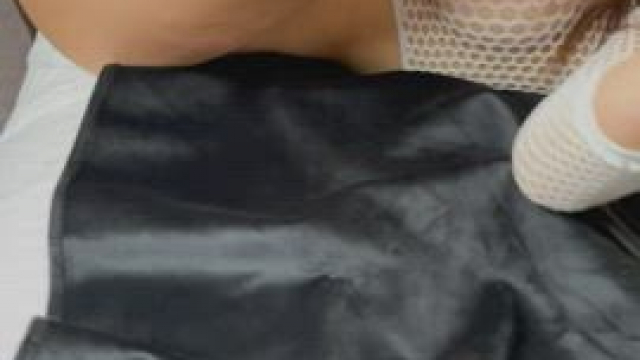 On today's lesson of 'How to Hit my Cervix'