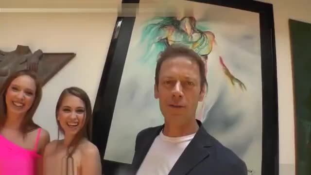 Camera Dude Couldn't Resist And Groped Riley Reid Butt. She Called Him A Pervert