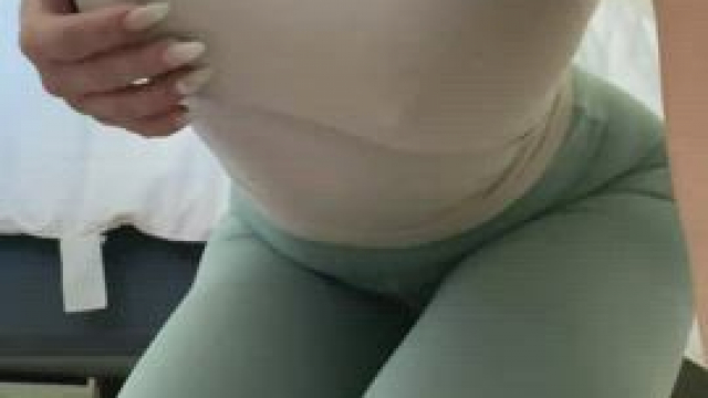 Morning yoga for some deep stretching. Wanna come join me?