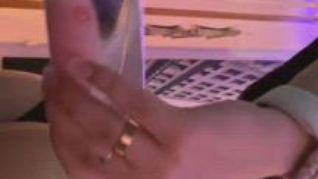 madibanned oiled ass with dildo