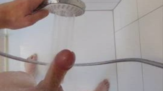 Pleasant Shower Session