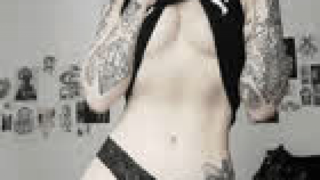 It would make my day if even one person liked my goth throw-around body